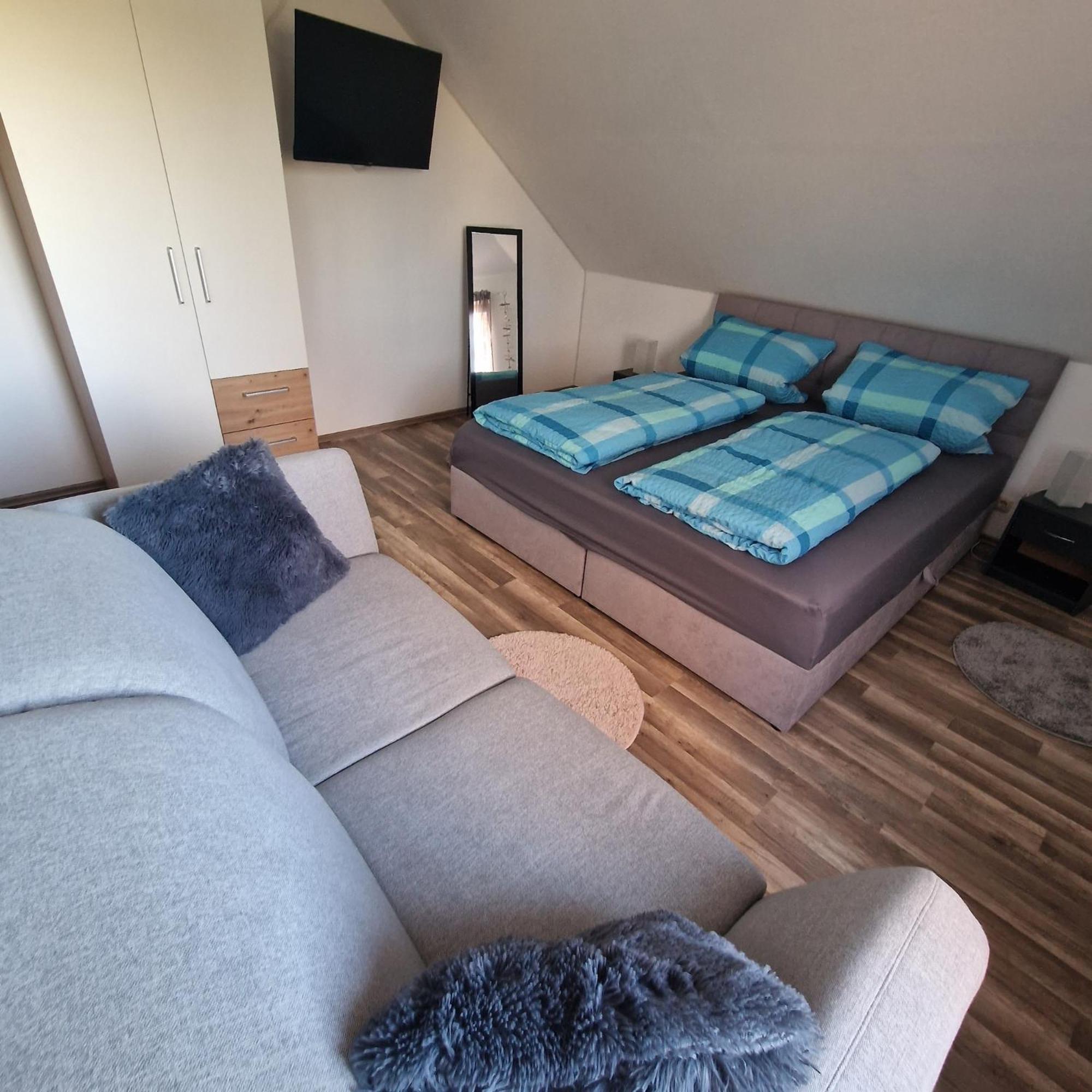 Fraenkisch Wohnen Bei Mela Apartment Litzendorf Exterior photo